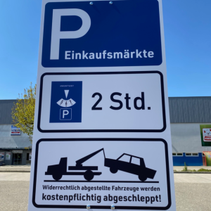 Parkplatzschild mit Parkuhr